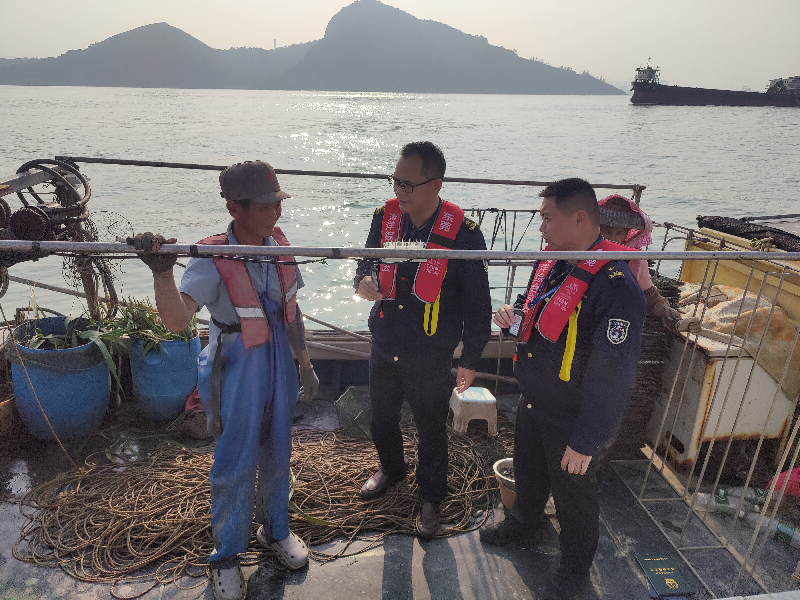 市海洋综合执法支队启动今冬明春打击涉渔“三无”船舶专项执法行动