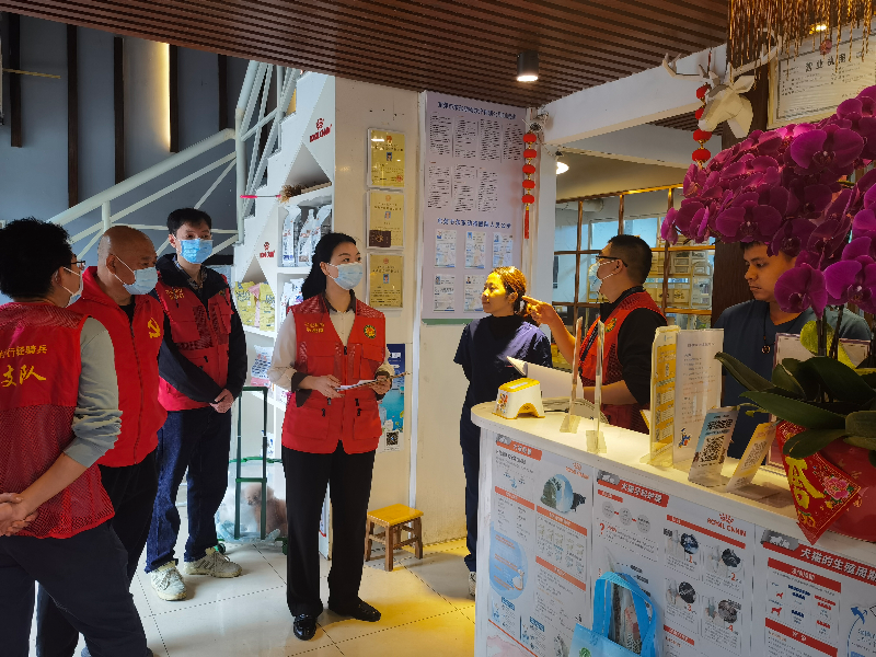 农业科技特派员（轻骑兵）助力春季动物防疫工作