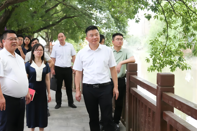 麻涌镇长深入新基村调研，全力推动“百千万工程”落地见效